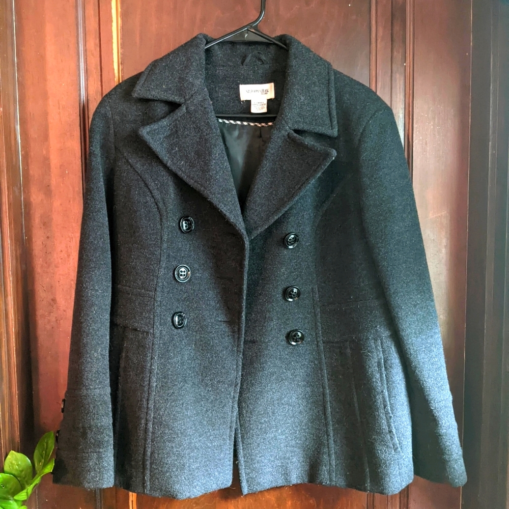 small peacoat, black & speckled